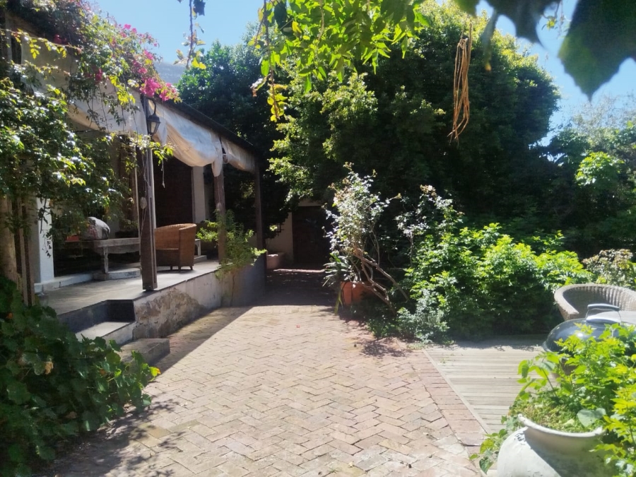 To Let 3 Bedroom Property for Rent in St James Western Cape